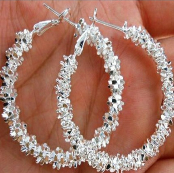 Gorgeous Hoop Earrings - Picture 5 of 5